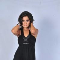 Archana Gupta Hot Photo Shoot Pictures | Picture 90201